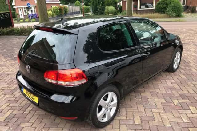 Volkswagen Golf (2012) thumbnail 4