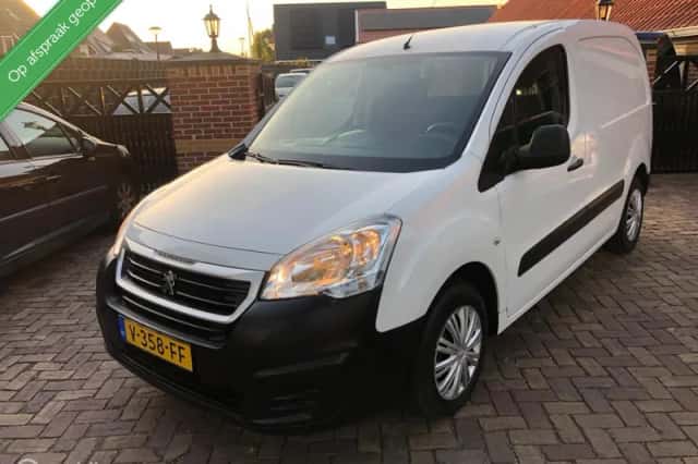 Peugeot Partner (2017) thumbnail 1