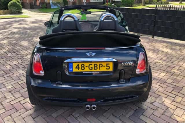 MINI Cabrio (2005) thumbnail 5