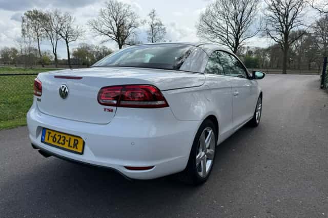 Volkswagen Eos (2011) thumbnail 4
