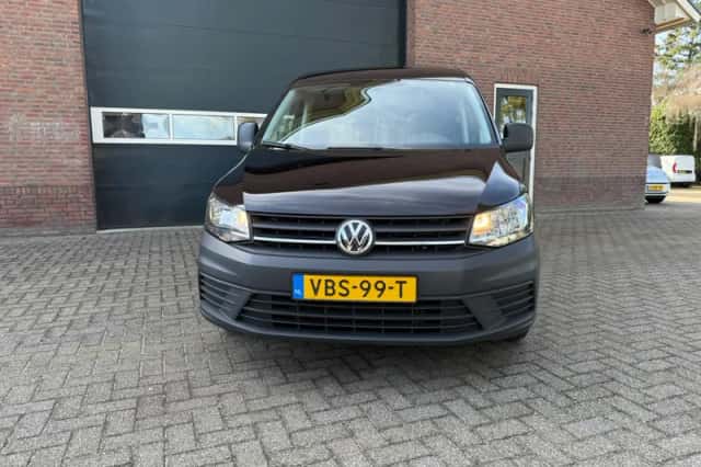 Volkswagen Caddy (2019) thumbnail 2