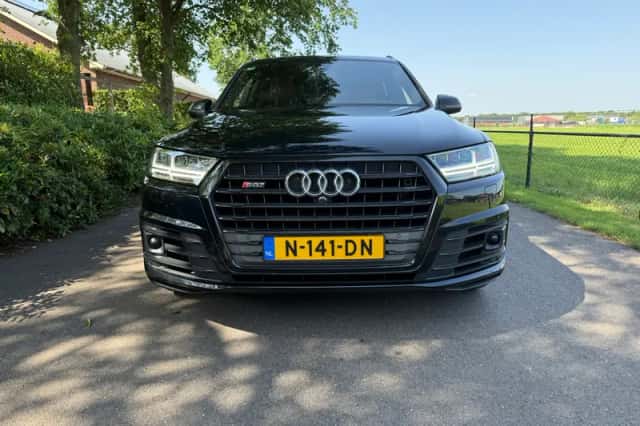 Audi Q7 (2017) thumbnail 2