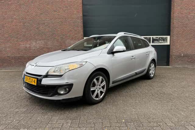 Renault Mégane (2012) thumbnail 1