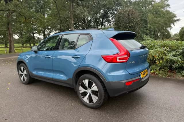 Volvo XC40 (2023) thumbnail 6
