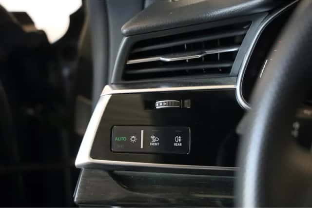 Audi Q8 (2021) thumbnail 5