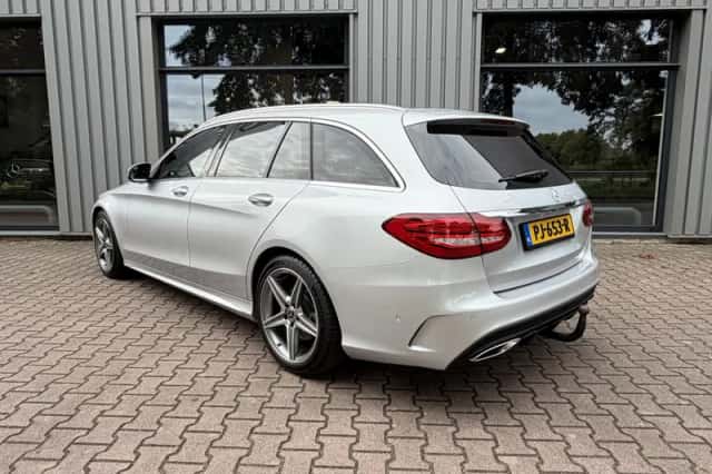 Mercedes-Benz C-Klasse (2017) thumbnail 3