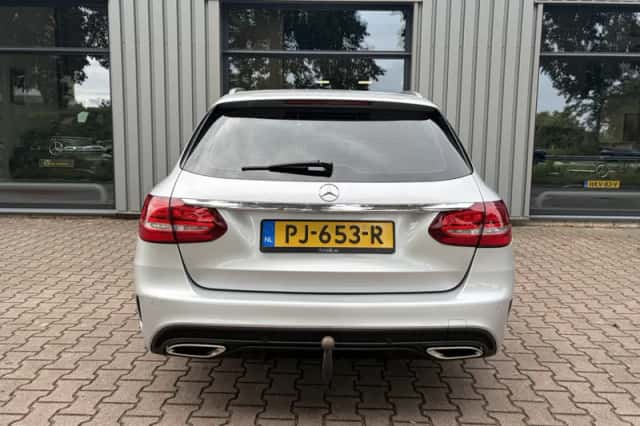 Mercedes-Benz C-Klasse (2017) thumbnail 4