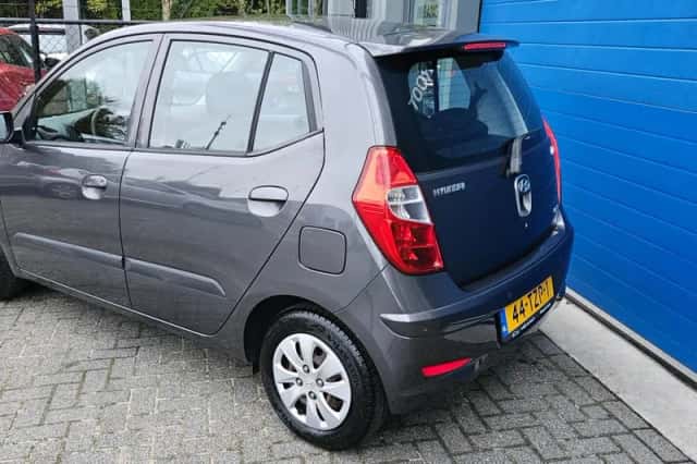Hyundai i10 (2012) thumbnail 3