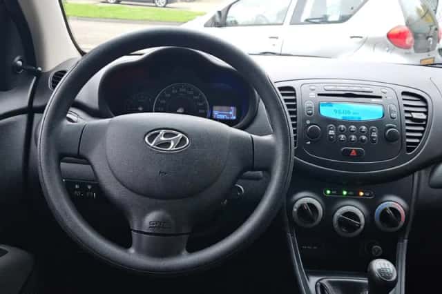 Hyundai i10 (2012) thumbnail 4