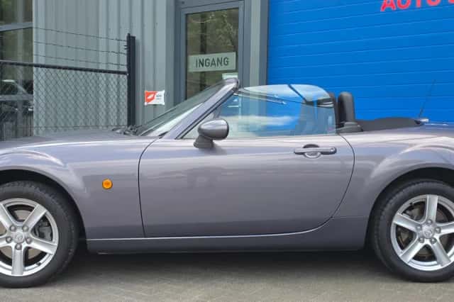Mazda MX-5 (2007) thumbnail 3