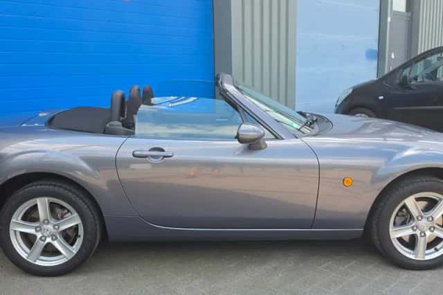 Mazda MX-5 (2007) thumbnail 4