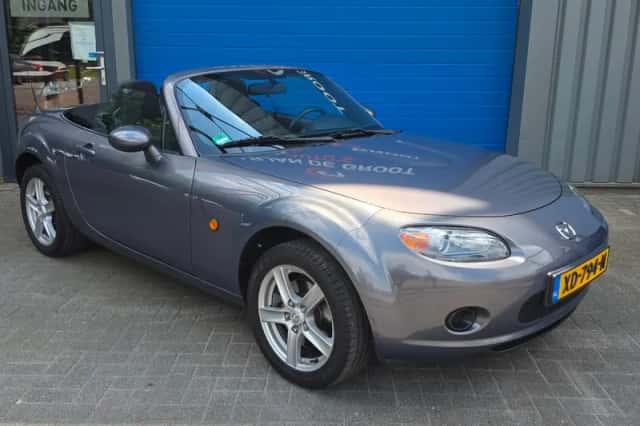 Mazda MX-5 (2007) thumbnail 5