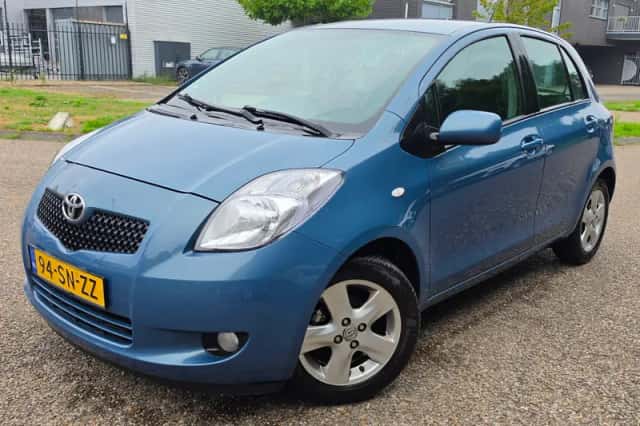 Toyota Yaris (2006) thumbnail 1