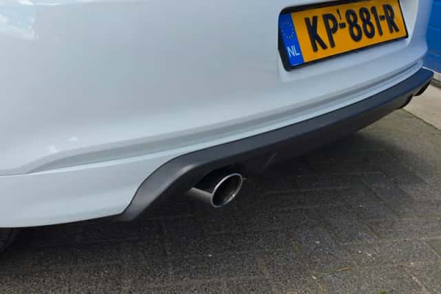 Volkswagen Polo (2016) thumbnail 4