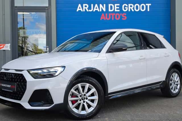 Audi A1 (2021) thumbnail 1