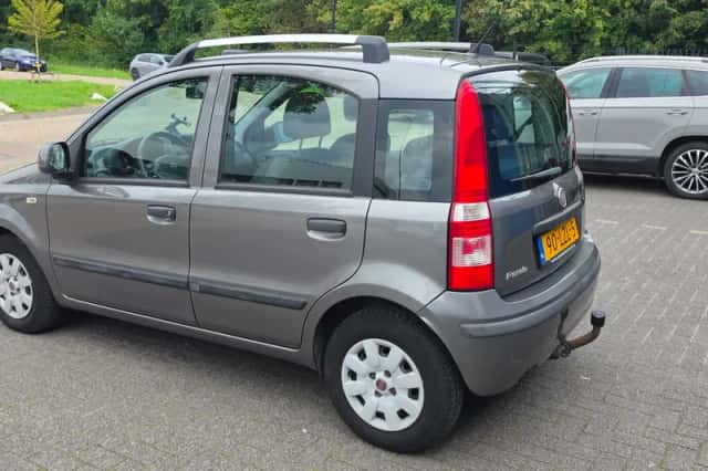 Fiat Panda (2010) thumbnail 4