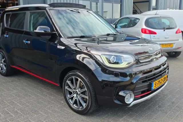 Kia Soul (2019) thumbnail 5