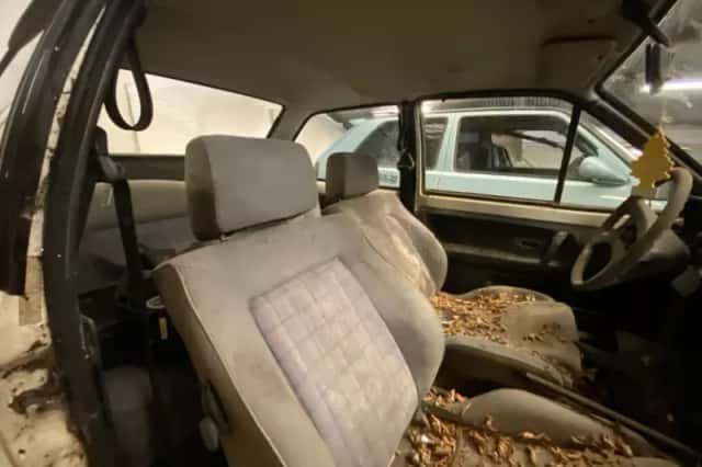 Volkswagen Polo (1989) thumbnail 4