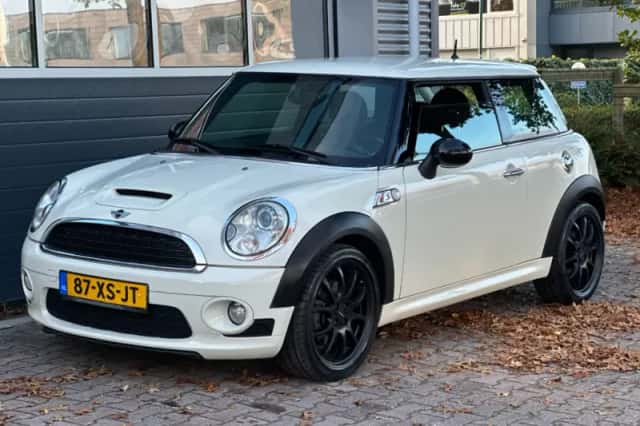 MINI Cooper S (2007) thumbnail 1