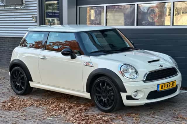 MINI Cooper S (2007) thumbnail 6