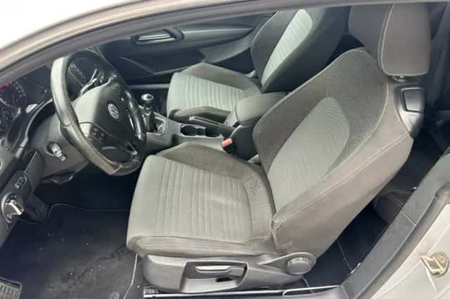 Volkswagen Scirocco (2010) thumbnail 5