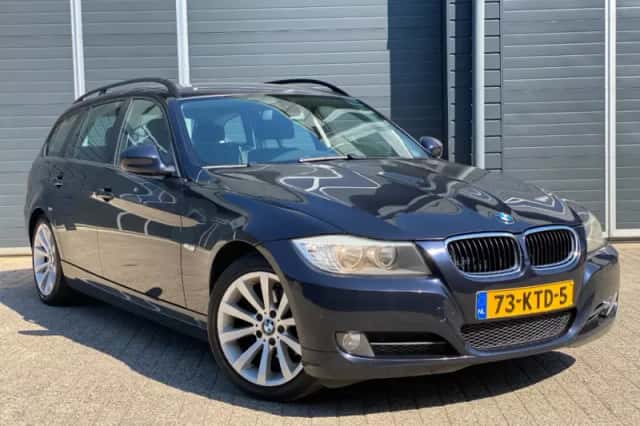BMW 3-Serie (2010) thumbnail 1