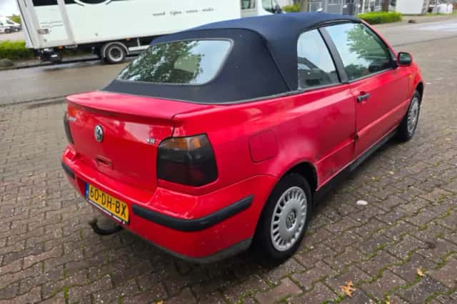 Volkswagen Golf (1999) thumbnail 5