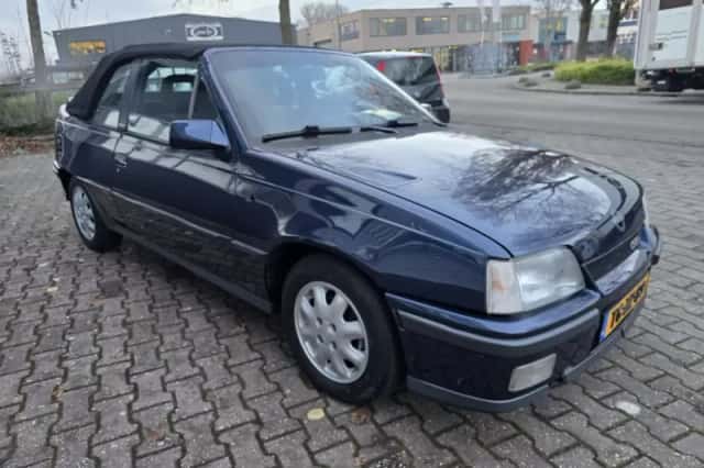 Opel Kadett (1990) thumbnail 5
