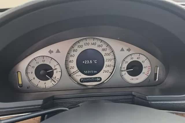 Mercedes-Benz E-Klasse (2002) thumbnail 4