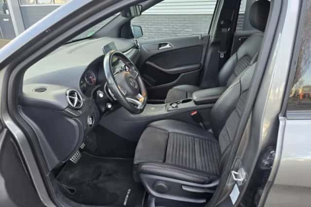 Mercedes-Benz B-Klasse (2017) thumbnail 3