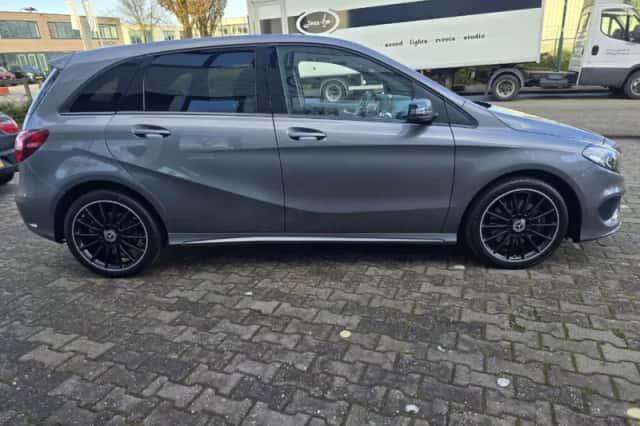 Mercedes-Benz B-Klasse (2017) thumbnail 6