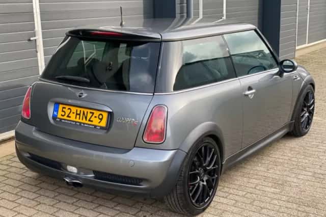 MINI Cooper S (2003) thumbnail 6