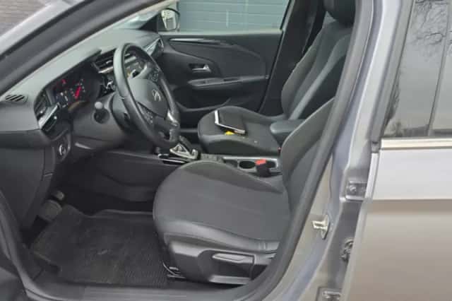 Opel Corsa (2019) thumbnail 2