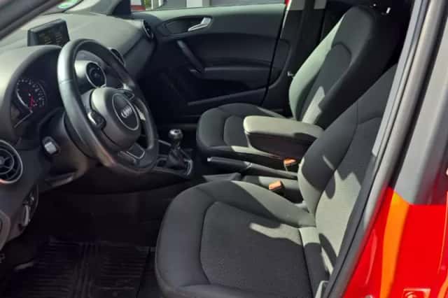 Audi A1 (2018) thumbnail 2