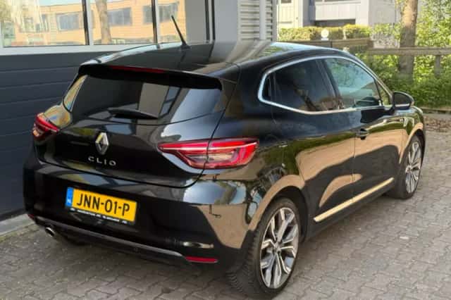 Renault Clio (2020) thumbnail 3