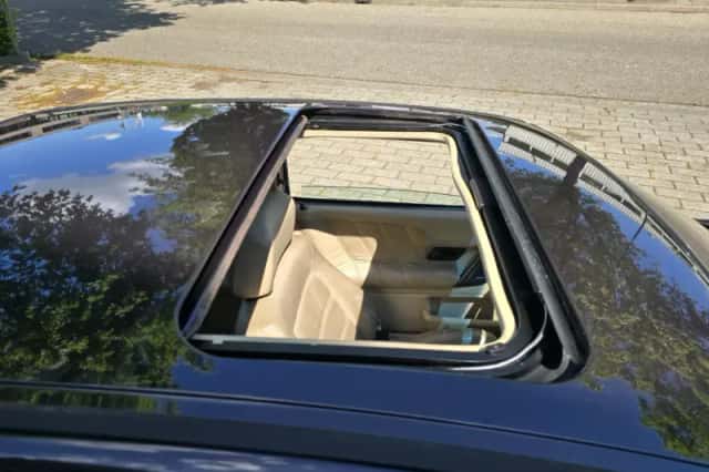 Volkswagen Corrado (1993) thumbnail 5