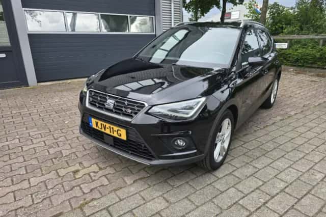 SEAT Arona (2021) thumbnail 1