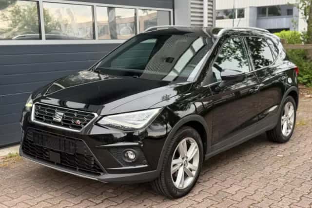 SEAT Arona (2021) thumbnail 2