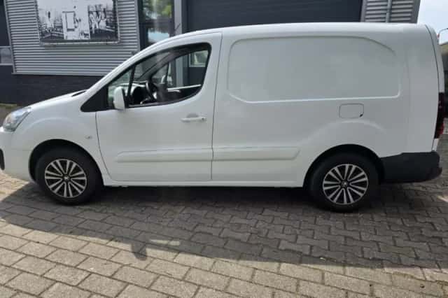Peugeot e-Partner (2018) thumbnail 5