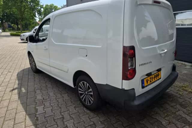 Peugeot e-Partner (2018) thumbnail 6