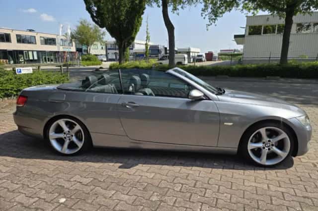 BMW 3-Serie (2007) thumbnail 6