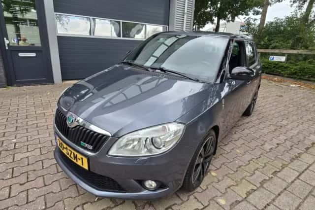 Škoda Fabia (2012) thumbnail 1