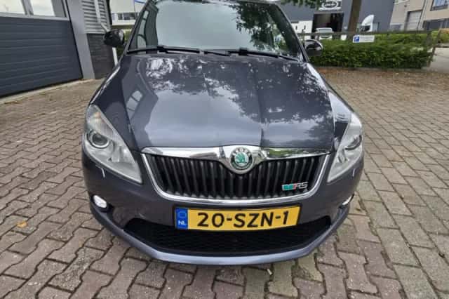Škoda Fabia (2012) thumbnail 5