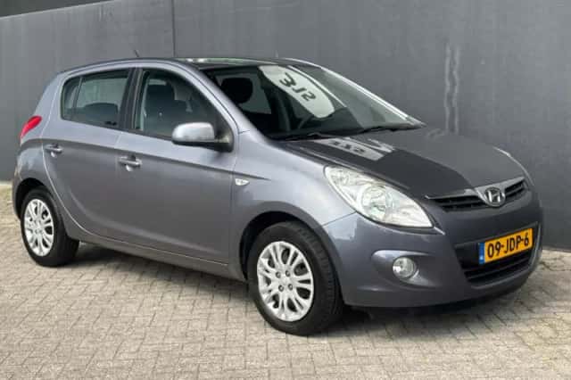 Hyundai i20 (2009) thumbnail 4