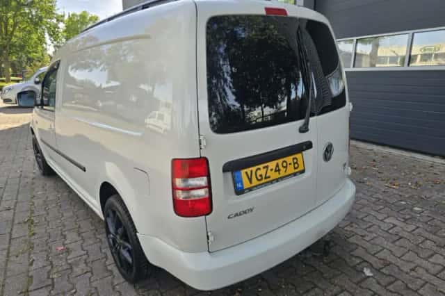 Volkswagen Caddy (2013) thumbnail 5