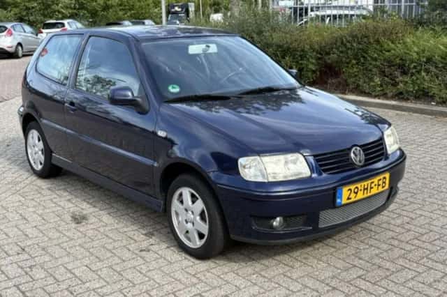 Volkswagen Polo (2001) thumbnail 1