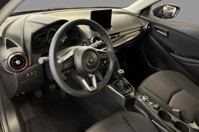 Mazda 2 (2025) thumbnail 6