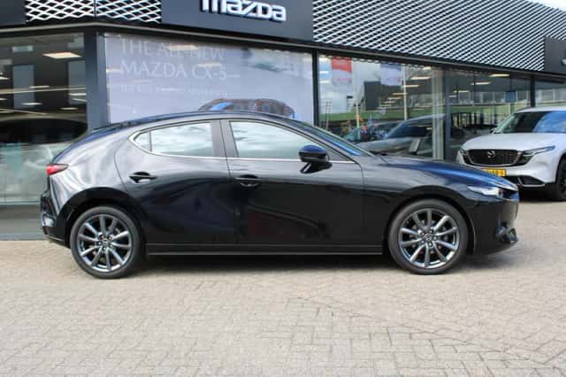 Mazda 3 (2022) thumbnail 4