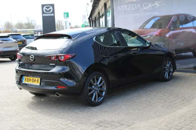 Mazda 3 (2022) thumbnail 5