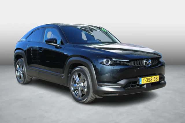 Mazda MX-30 (2023) thumbnail 3